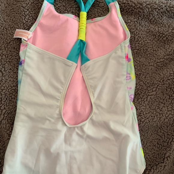 Bathing suit - Picture 2 of 3